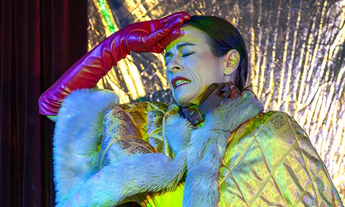 Theater in den Märchenhütten im Monbijoupark in Berlin-Mitte (25% sparen)