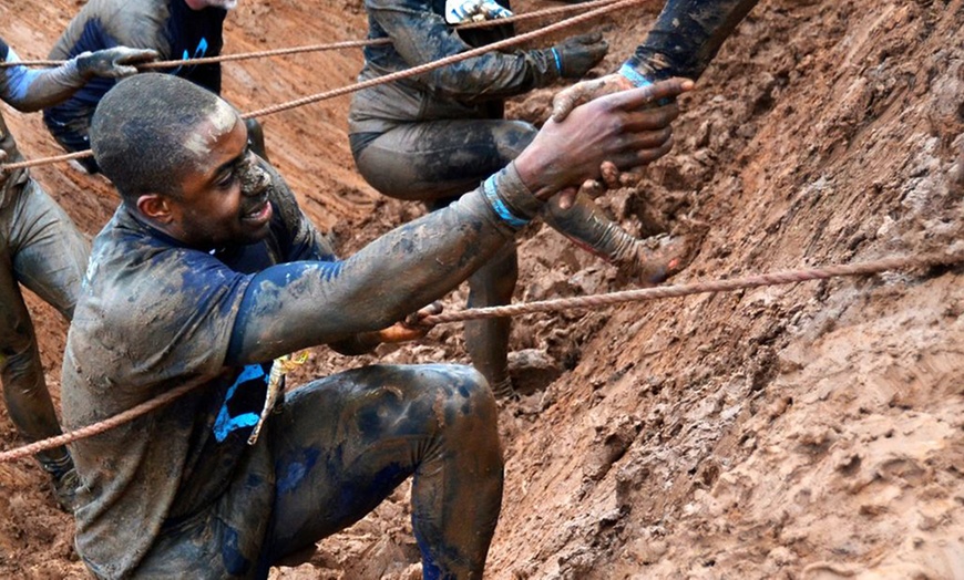 Image 4: X Runner Obstacle Race