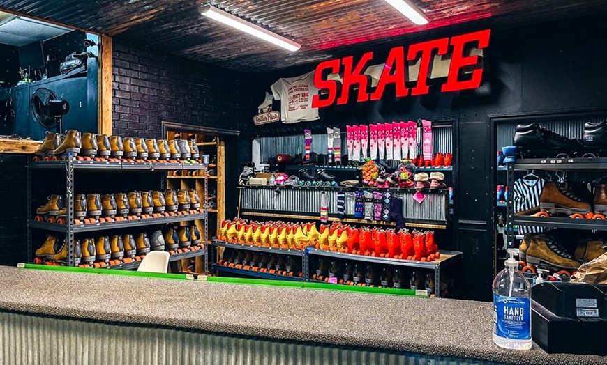 Image 2: Skate & Bounce Admission +Rental for1,2, or 4+ 50, 100, or 200 Credits