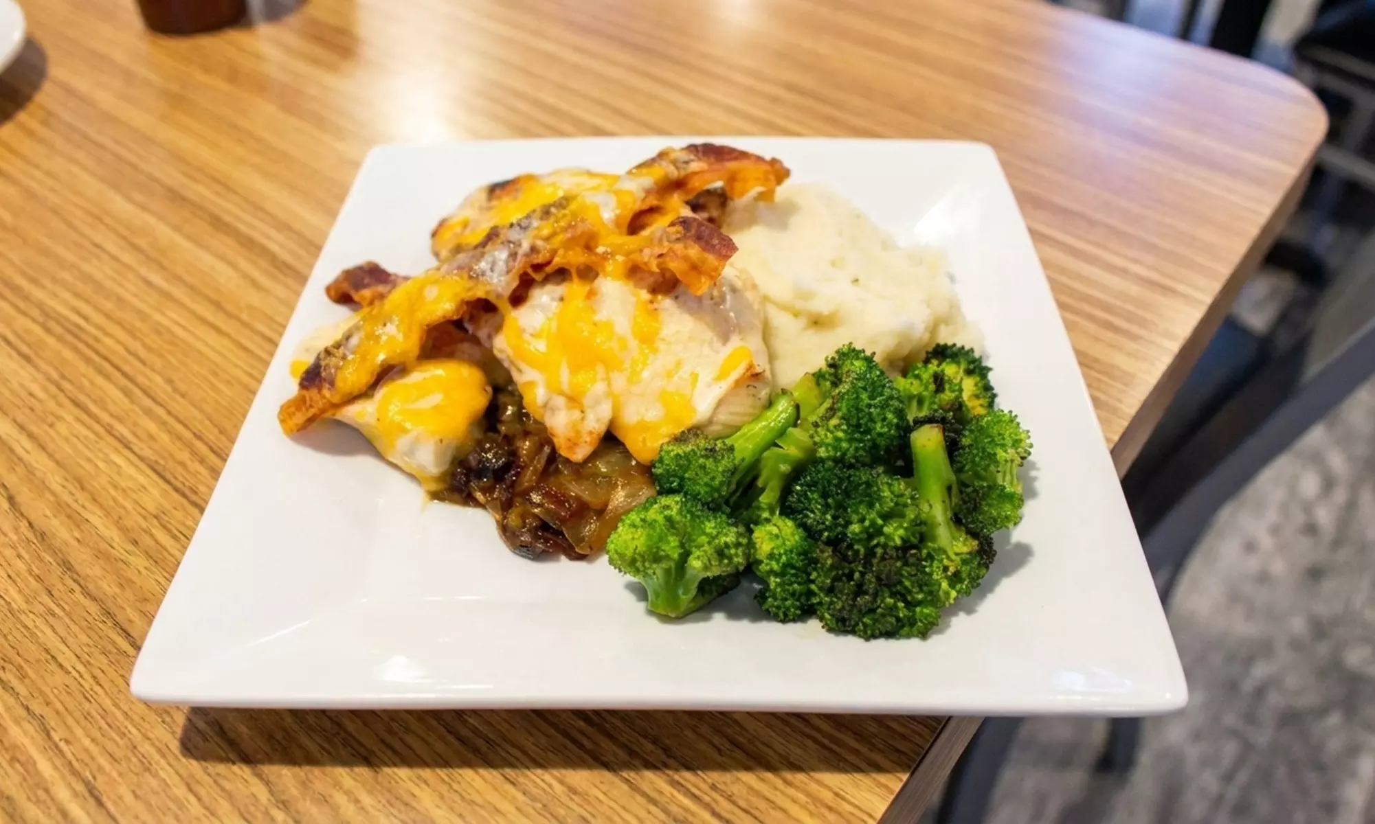 1 or 2 Appetizer, 2 or 4 Entrees, Cocktails, Beers, Wines and More