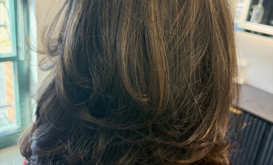 Image 7: Enhance Yourself with a Haircut and Conditioning Treatments