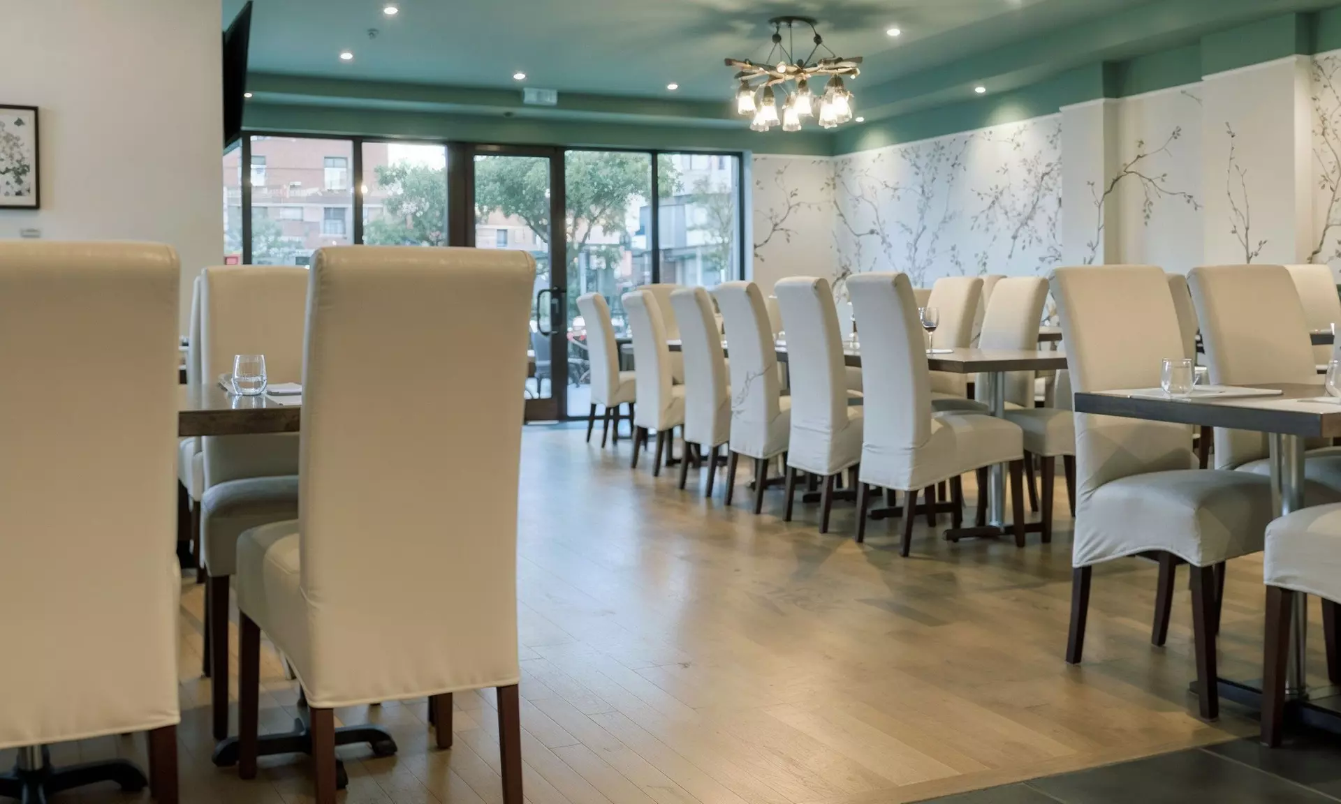 Indulge in Full Meal - Main, Rice or Bread, Dessert & Wine/Beer