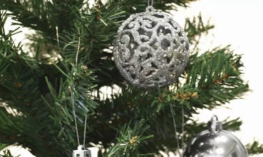 Set di 100 palline natalizie per albero