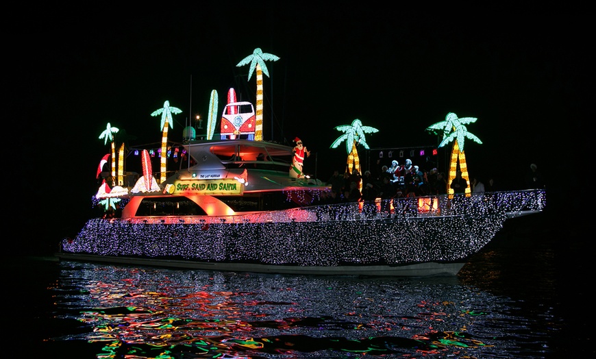 Image 6: Holiday Lights Cruise and Boat Parade Admission Tickets  