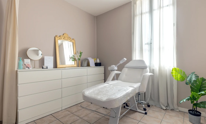 Image 1: Soin nanoneedling ou Hydraface avec Beauty Studio Marseille