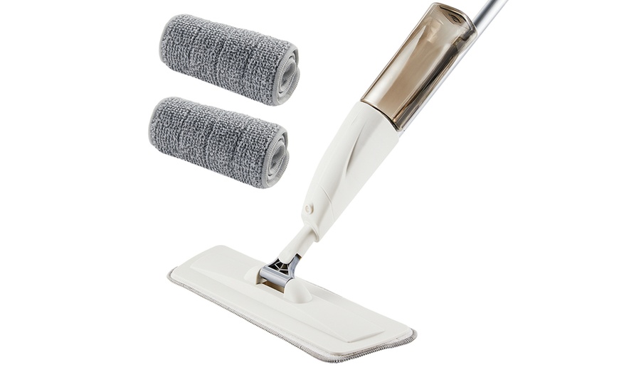 Image 9: The Cleaning Expert Spray Mop Kit with 700ml Tank