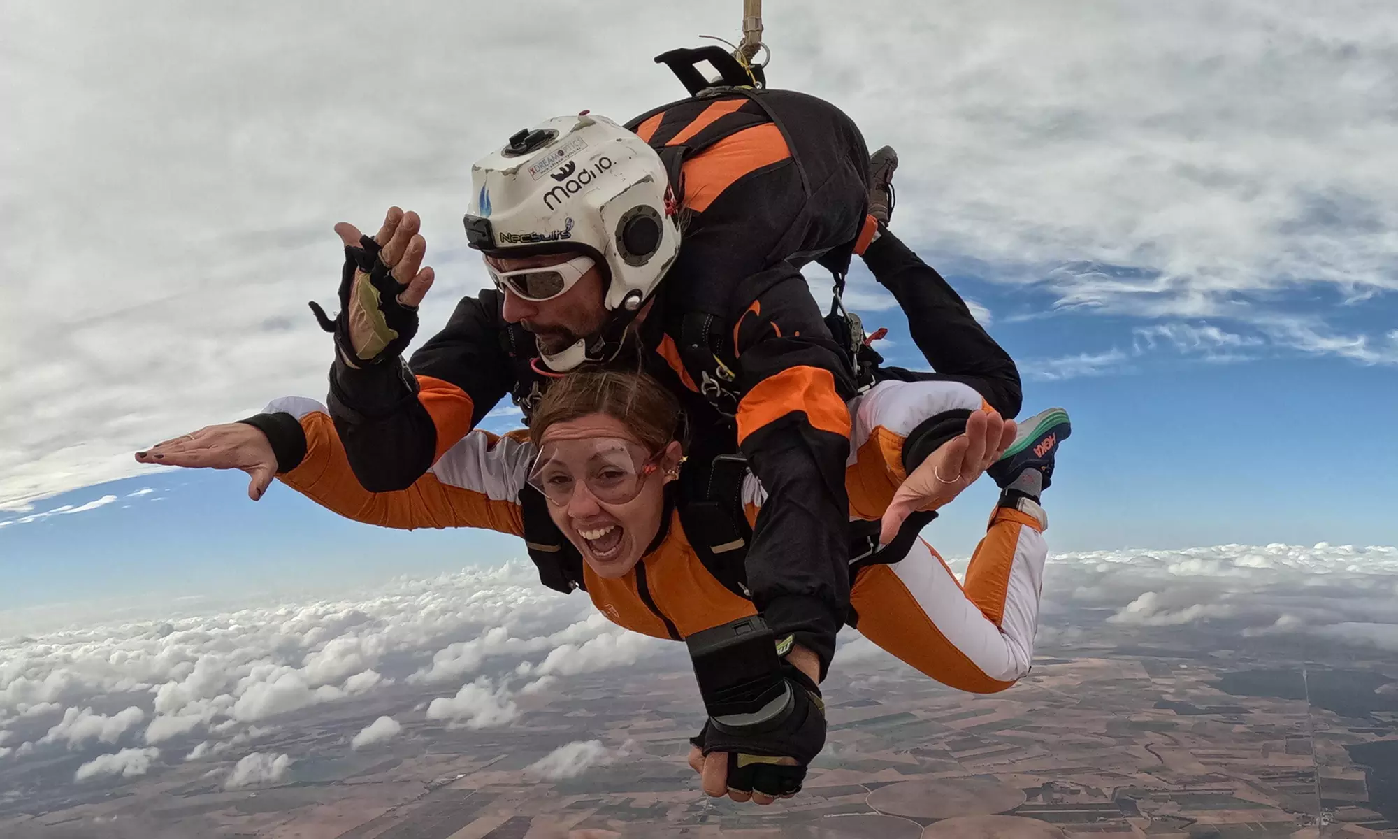 Salto tándem en paracaídas a 4500 m sobre el nivel del mar para 1 o 2
