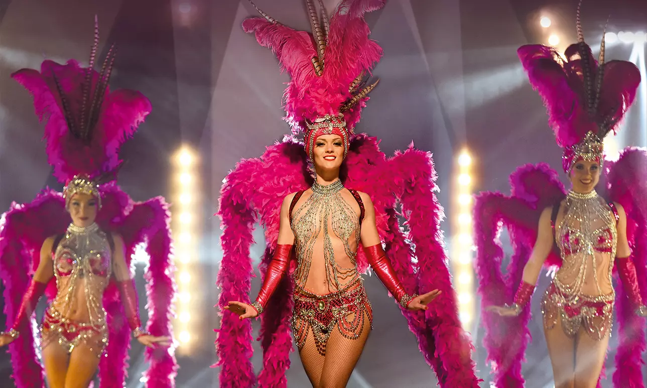 2 places pour un spectacle ou repas-spectacle au Cabaret Voulez-Vous Orléans valable jusqu'à fin décembre - Primary Image