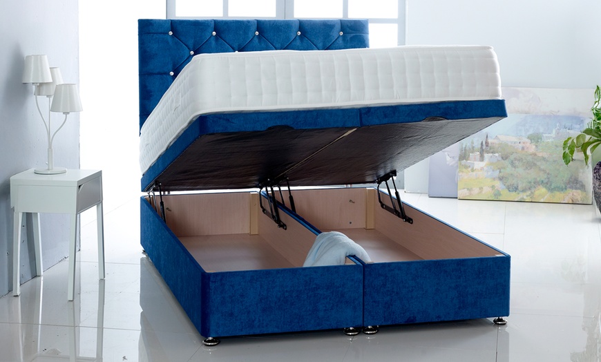 Image 4: Naples Velvet Ottoman Divan Bed 