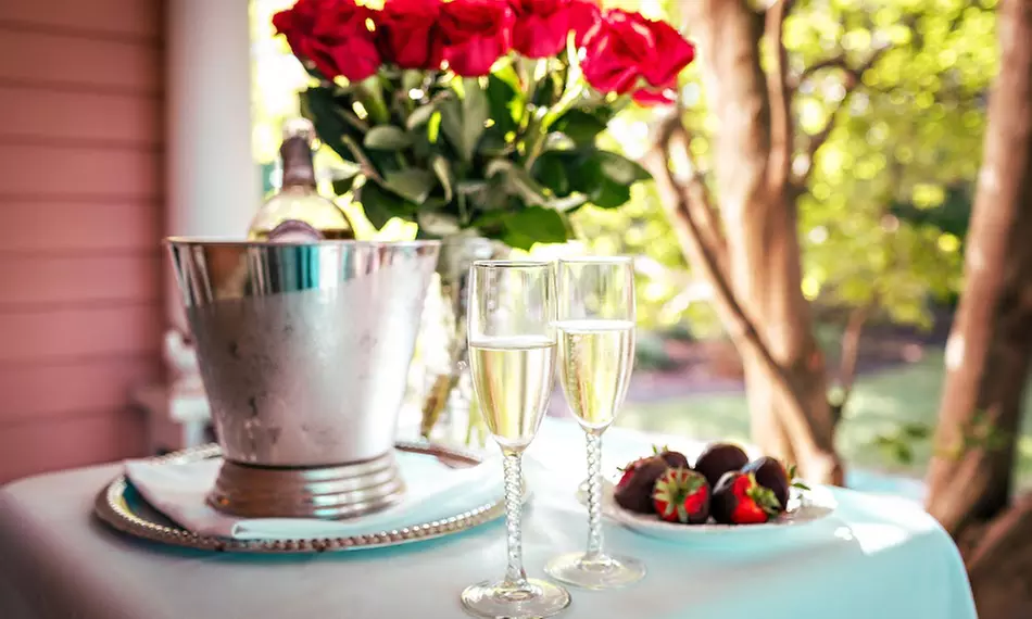 Member Pricing: B&B in Blue Ridge Asheville With Historic Charm
