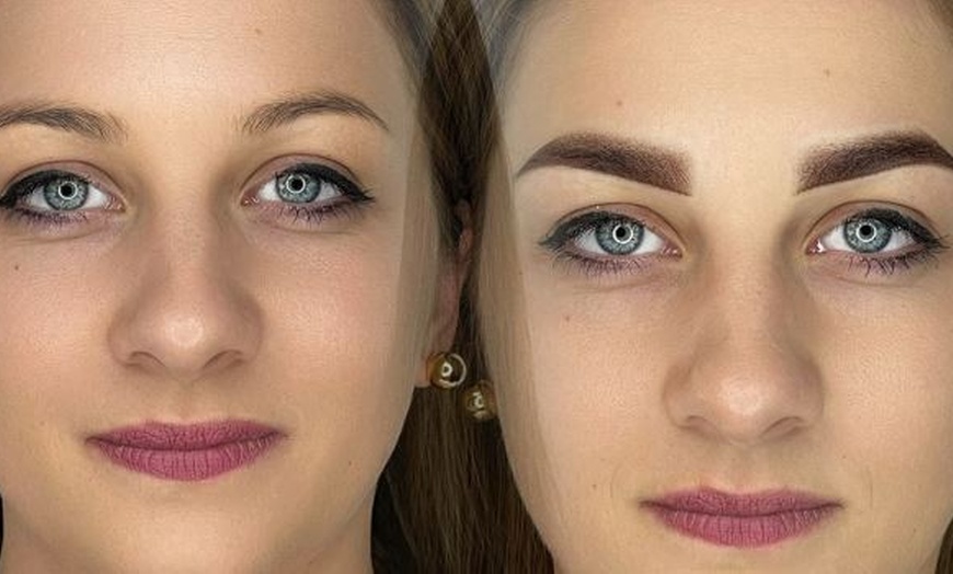 Image 8: Neue Ausstrahlung mit einer Powderbrows-oder Aquarelle Lips-Behandlung