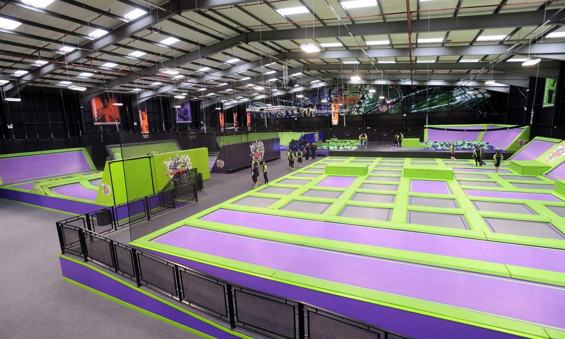1 or 2 hour jump sessions for 1 or 2 people at Jump Giants Heathrow