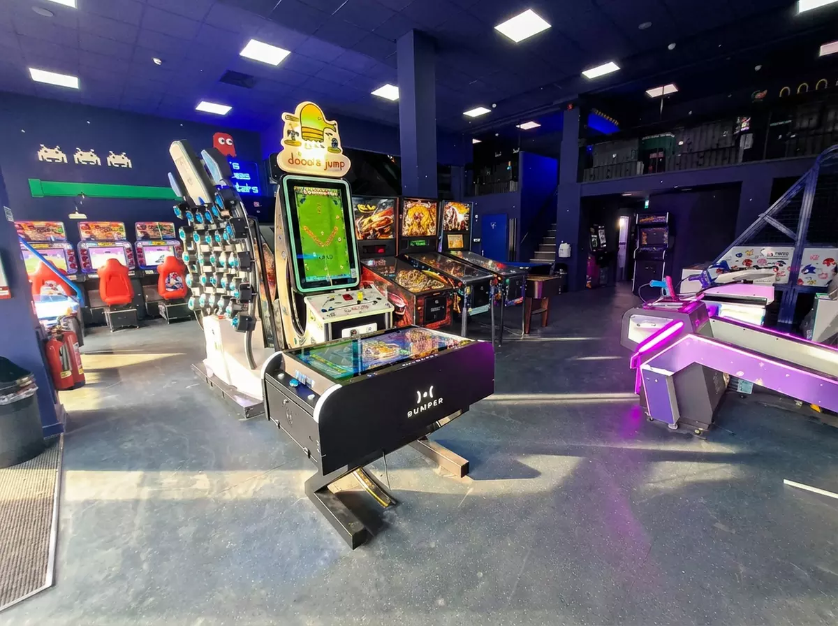 Unlimited Play & Popcorn and Come & Go Pass for 2, 3 or 4 or 6 People