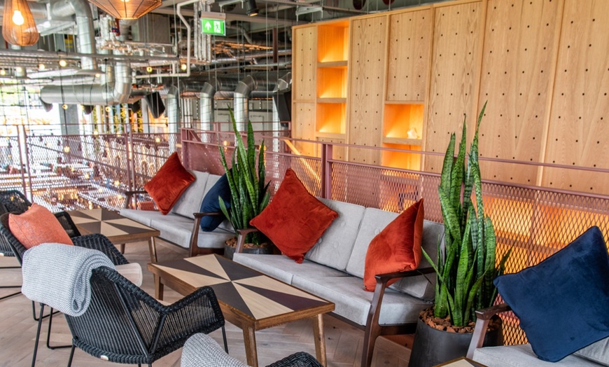 Image 5: Satisfy Your Cravings with Brunch + Cocktail For Two or Four People 