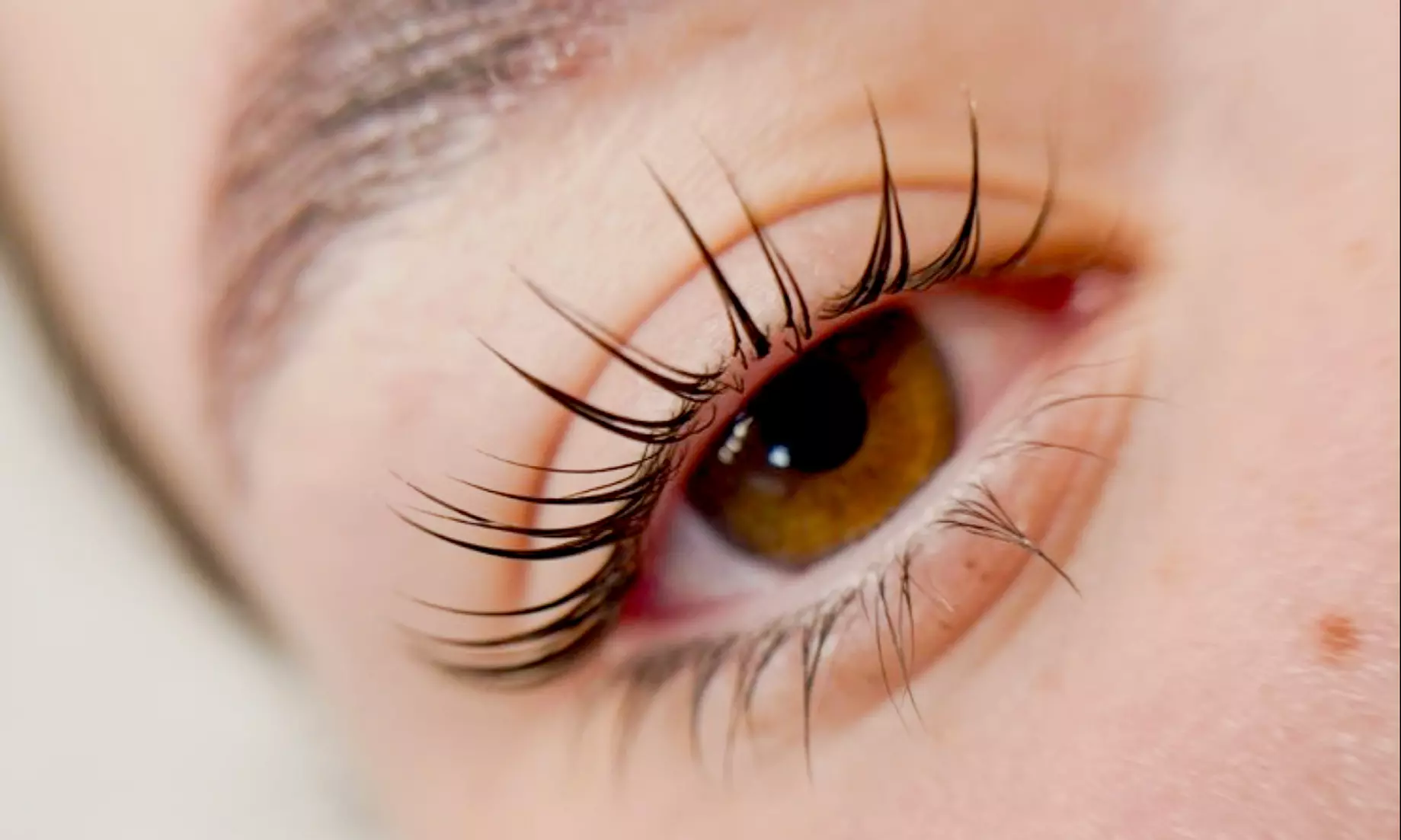 Achieve Beautiful Lashes with a Lash Lift & Tint