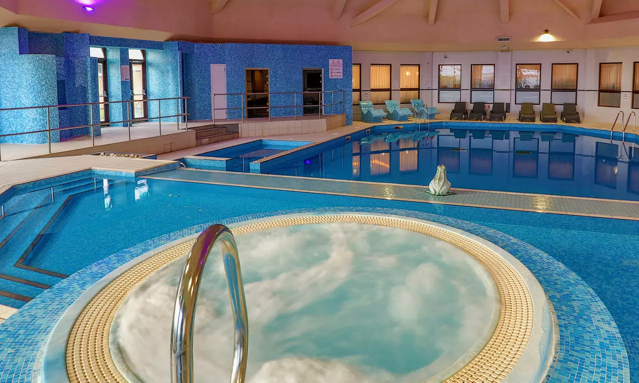 Choice of Spa Day with Treatments, Lunch & Prosecco