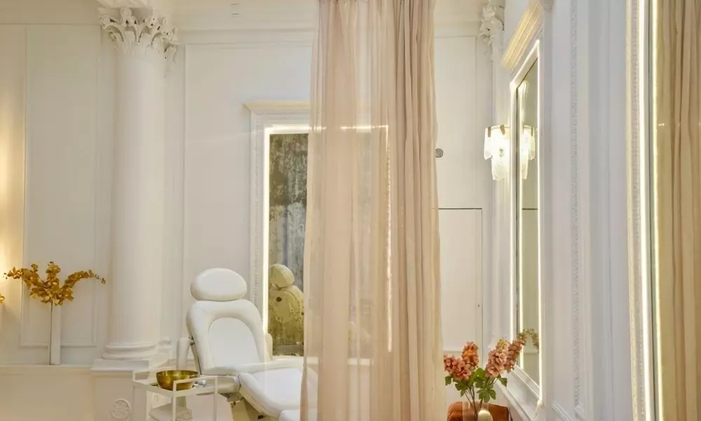 Unifiez votre teint avec un soin anti-taches ciblé 5G Removal