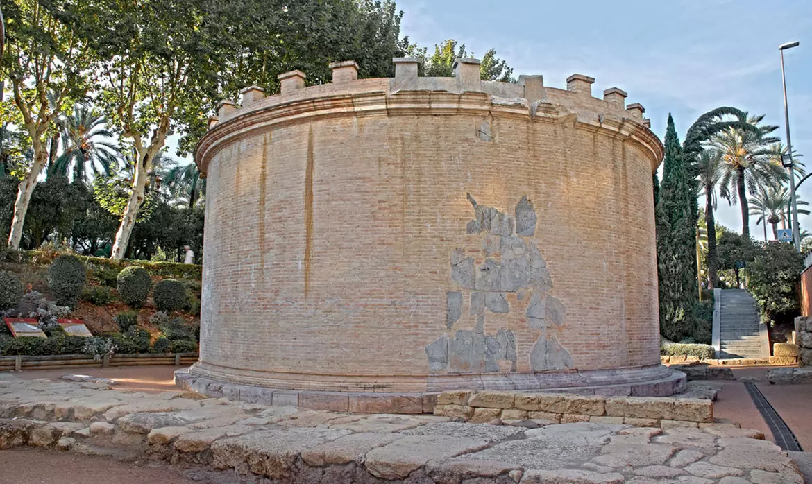 ✈ 8 Day Andalusian Escape- Flights, Car & Hotels Included from Worldee