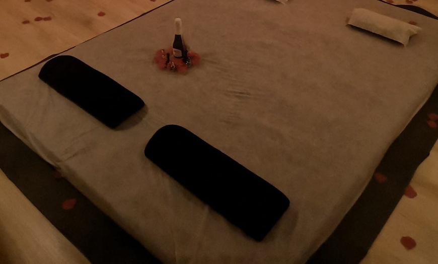 Image 4: 1 o 3 sesiones de masaje a elegir con radiofrecuencia corporal