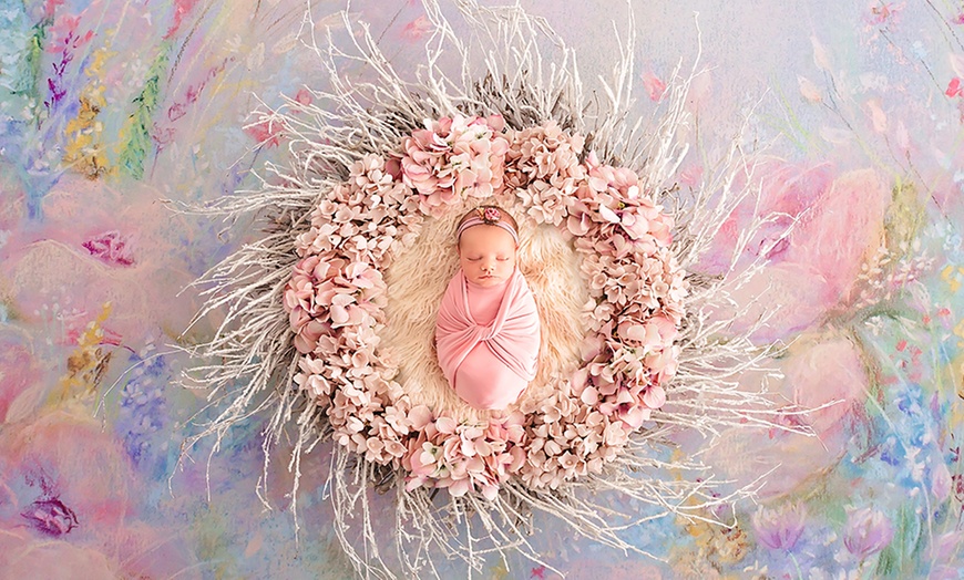 Image 7: Newborn Photography: Get a Standard, Deluxe or Solo Collection