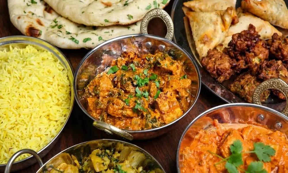 Südindisches 3-Gänge-Menü nach Wahl für 1-2 Personen oder 2 Erwachsene mit bis zu 2 Kindern (bis zu 38% sparen) - Primary Image