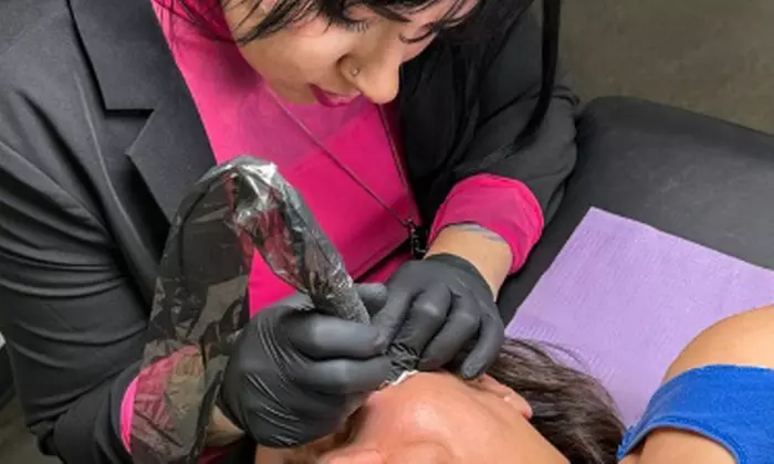 Expert Scar & Stretch Mark Camouflage Tattoo in Salt Lake City