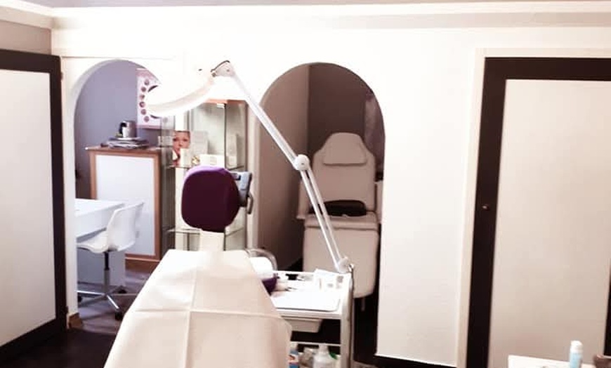 Image 3: Wertgutschein über 69 oder 99 €, anrechenbar auf 1 / 2 ml PCL Booster