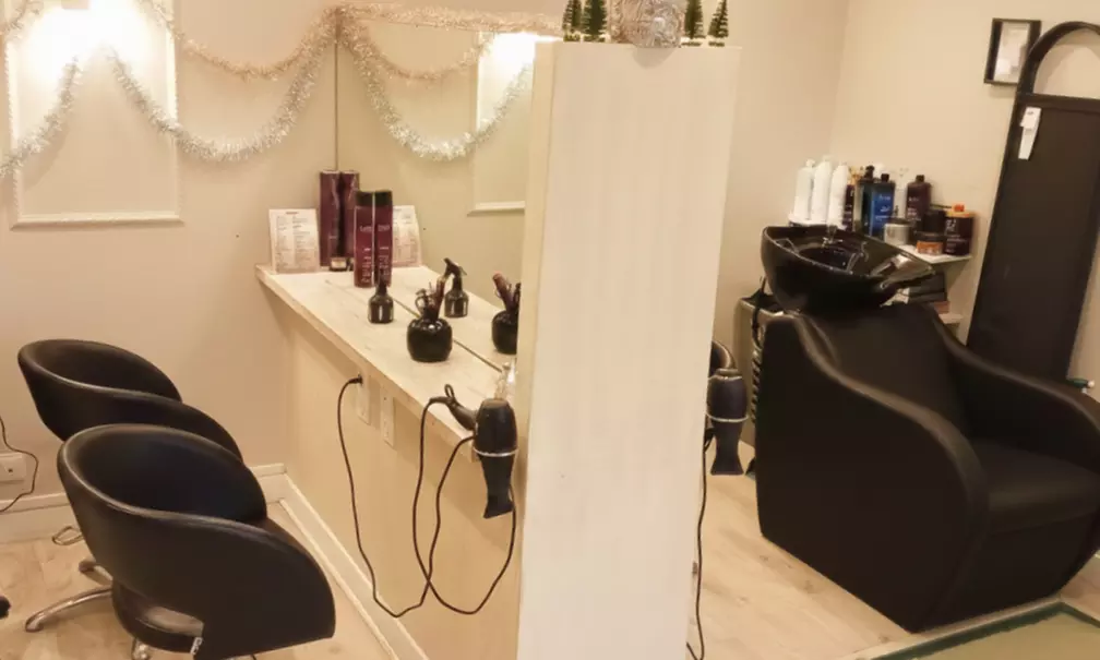 Shampoing, coupe, brushing ou couleur avec Maison Beauty K