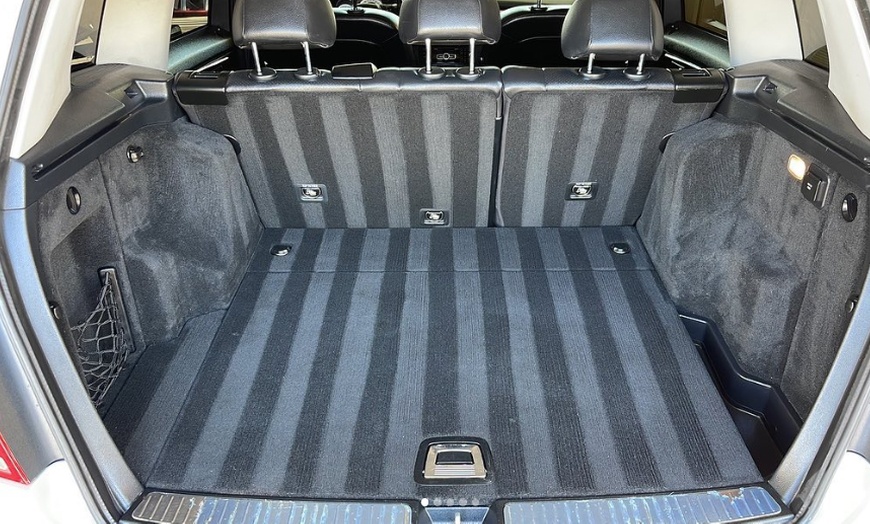 Image 8: Get a Premium Detailing -Small, Mid-Size, or Large/Full Size Vehicles