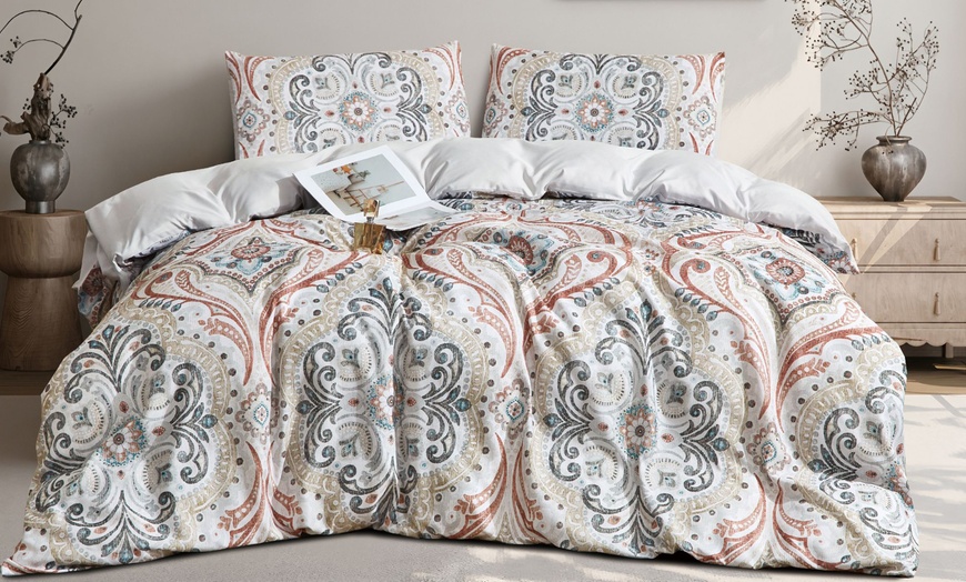 Image 6: Reversible Easy Care Printed Duvet Set in Various Styles