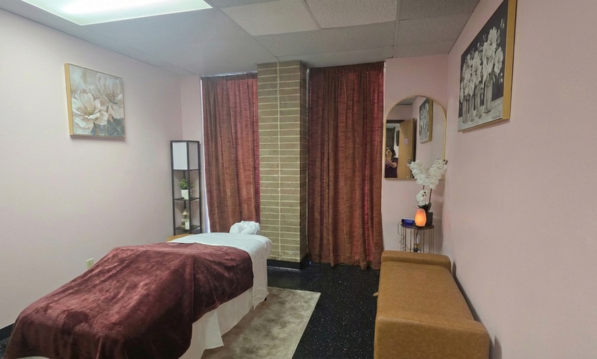 Image 4: Get One, Three or Five 60-Minute Massage with Hot Stone/ Aromatherapy