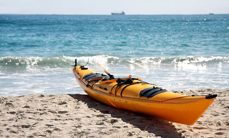 Image 4: Alquiler de kayak o paddle surf durante 2 h para 1 o 2 personas 