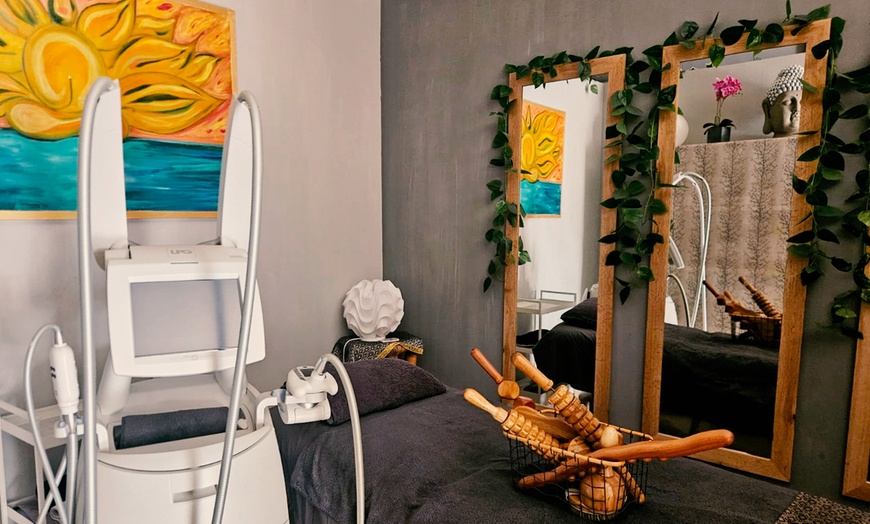 Image 4: 1 o 3 sesiones de maderoterapia con opción a presoterapia para 1 