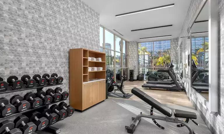 Member Pricing: Hotel Near Anaheim With Breakfast & Pool
