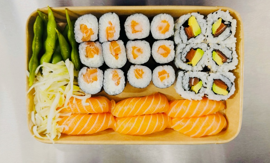 Image 2: Fresh 18, 32, 36, 42 or 58 Piece Sushi Boxes for Pick Up and Takeaway