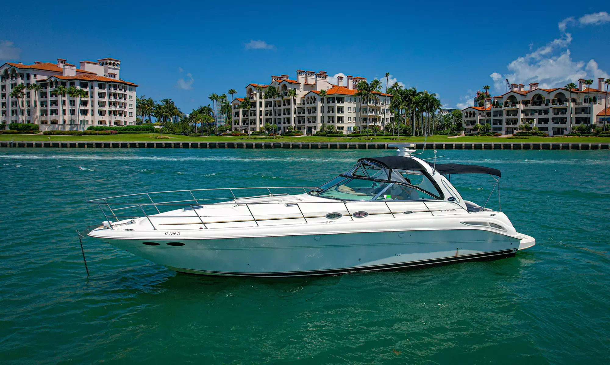 Miami Boat Charter w/ 5 or 7 Hours for Price of 4 or 6 Up to 13 People