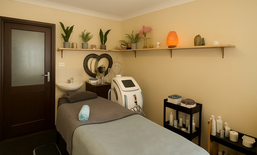 Image 3: Choice of Massage: Deep Tissue, Swedish, Hot Stone and More