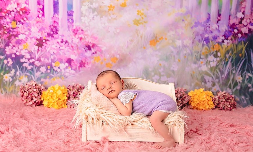 Image 11: Newborn Photography: Get a Standard, Deluxe or Solo Collection