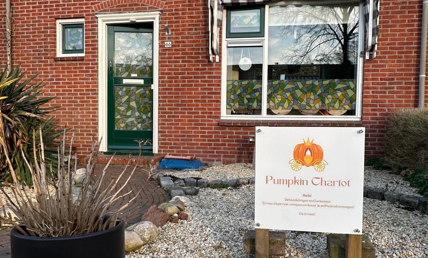 Image 2: Zorgen voor jezelf: ontspanningsmassage van 60 of 90 minuten