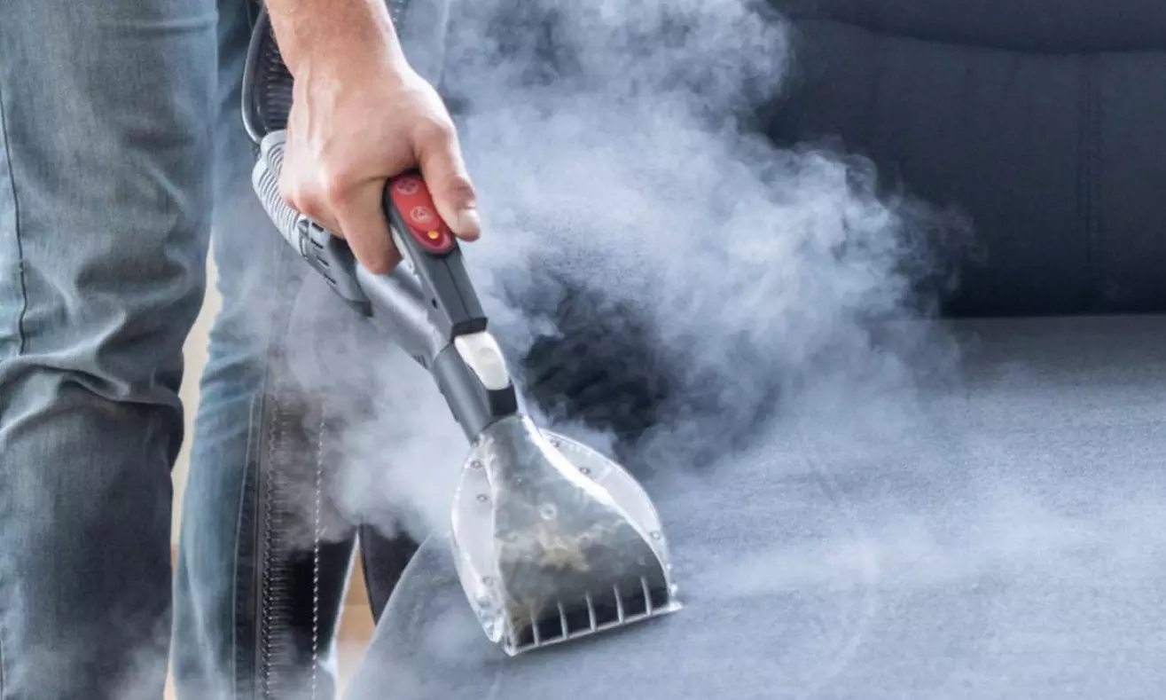 Basic oder Spezial Auto-Innenraumpflege mit Dampfreinigung