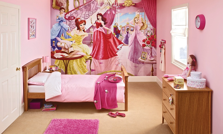 Image 2: Dulux Kids' Bedroom in a Box