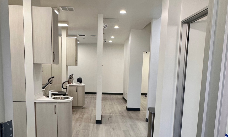 Image 4: Emergency Appointment with X-rays, Dental Exam, Cleaning & More 