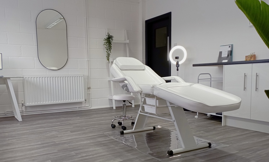 Image 1: Three Diode Ice Laser Sessions for All Skin Tones & Hair Types 