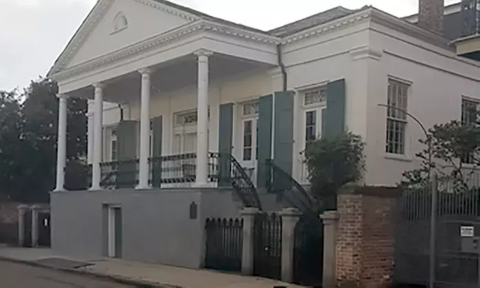 Two-hour ghost walking tour in New Orleans for one to four