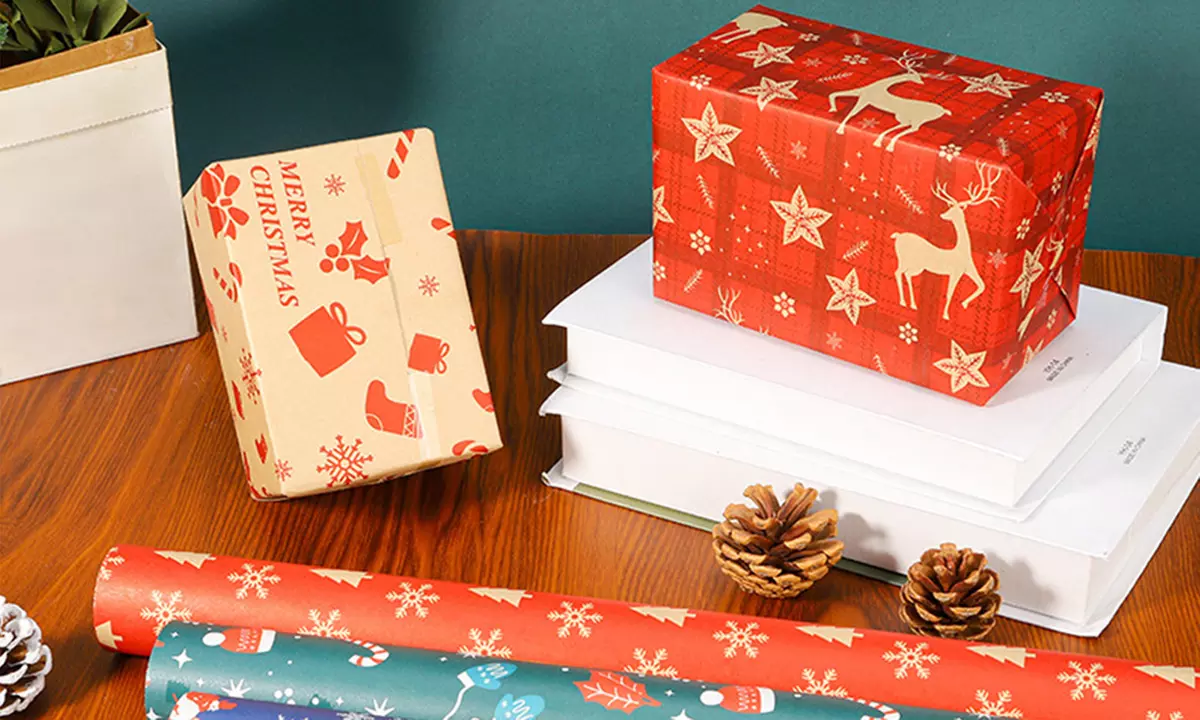 10 Pieces of Christmas Wrapping Papers