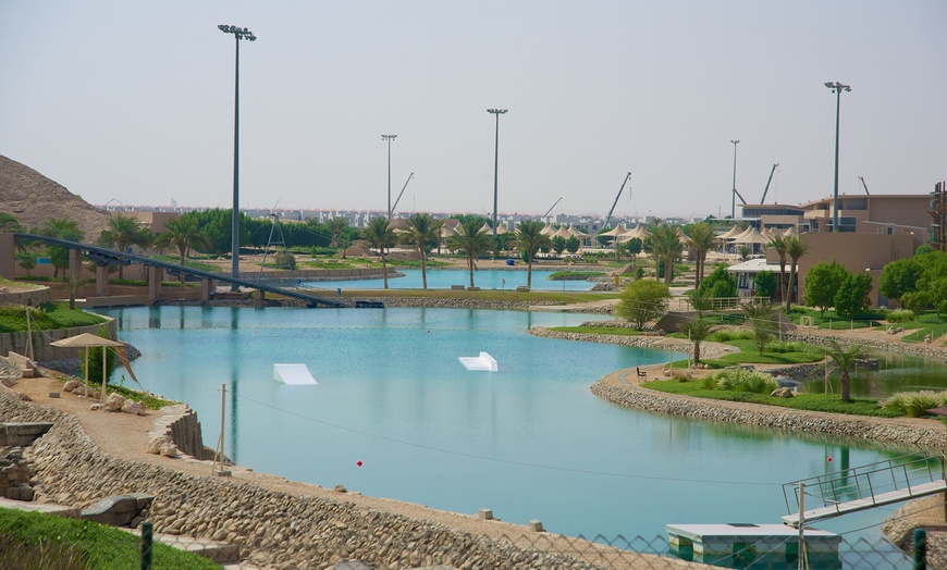 Image 1: 4* Al Ain: 1 or 2 Nights Stay with 2 or 4 Tickets to Al Ain Zoo