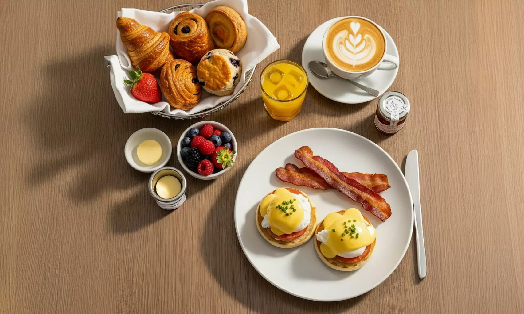 Köstlicher Start in den Tag: Genießer-Frühstücksbuffet inkl. Getränken für 2 - 4 Personen (bis zu 37% sparen) - Primary Image