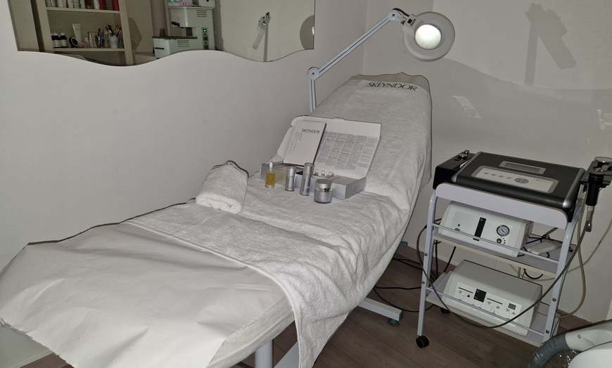 Image 5: Limpieza facial con punta de diamante, 1 o 3 sesiones