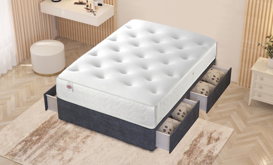 Image 8: Plush Velvet 4-Drawer Divan Bed Set