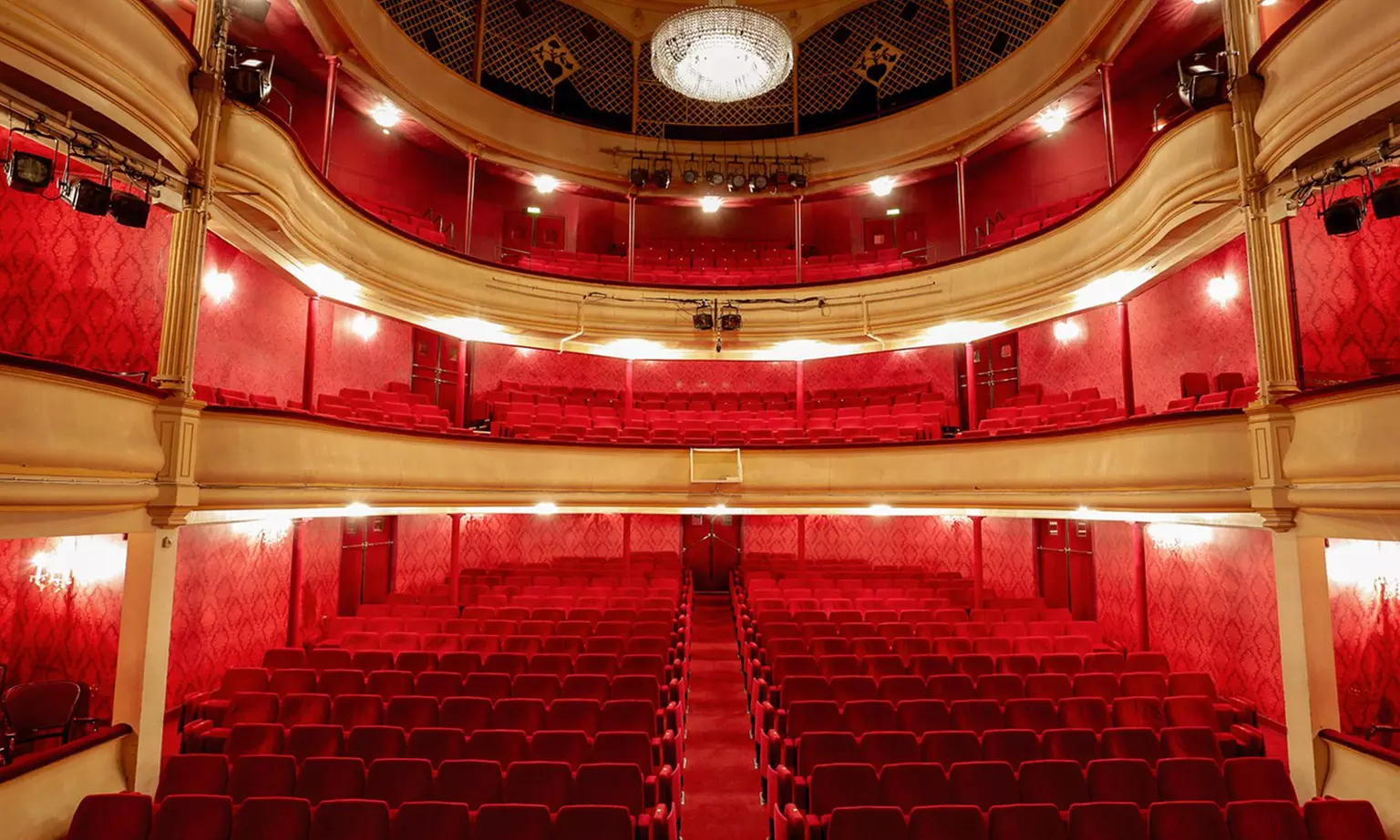 Paris: Klassik-Doppelzimmer, opt. mit Frühstück